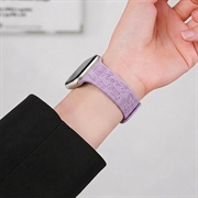 Apple Watch Series 11/10/9/8/SE 3/SE (2022)/7/SE/6/5/4/3/2/1 Floral Engraved Silicone Strap - 42mm/41mm/40mm/38mm - Lavender Purple
